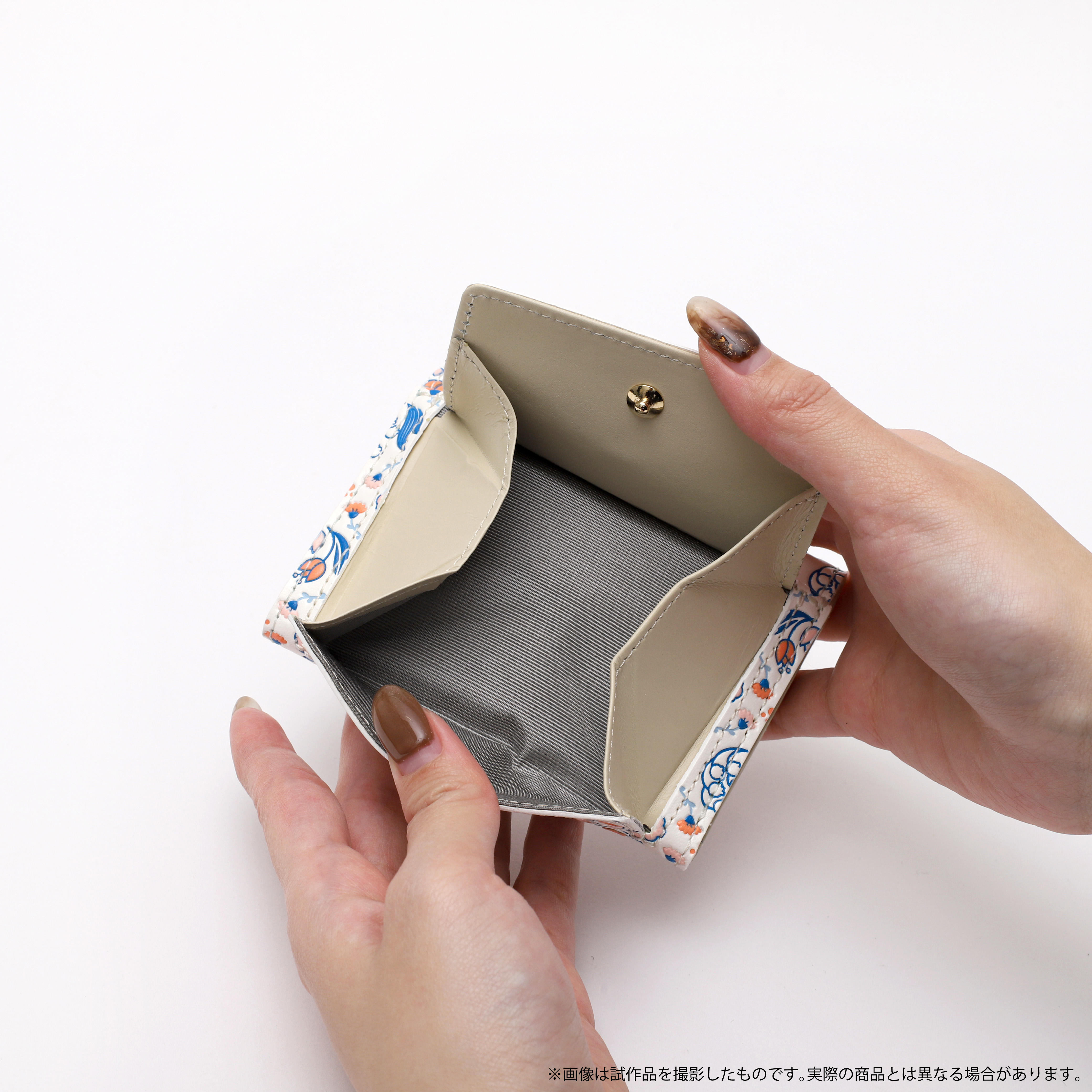 夏目友人帳_ニャンコ先生浅草文庫3つ折り財布 | 公式グッズ