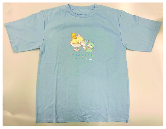 おでかけ子ザメ×サンリオ_Tシャツ HG L