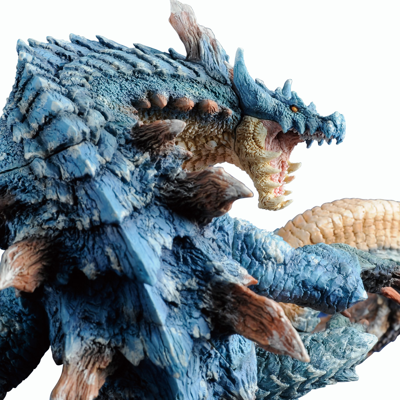 CAPCOM - リオレウス&amp;ラギアクルス Amazon.co.jp: モンスターハンター DXスタチュー ラギアクルス