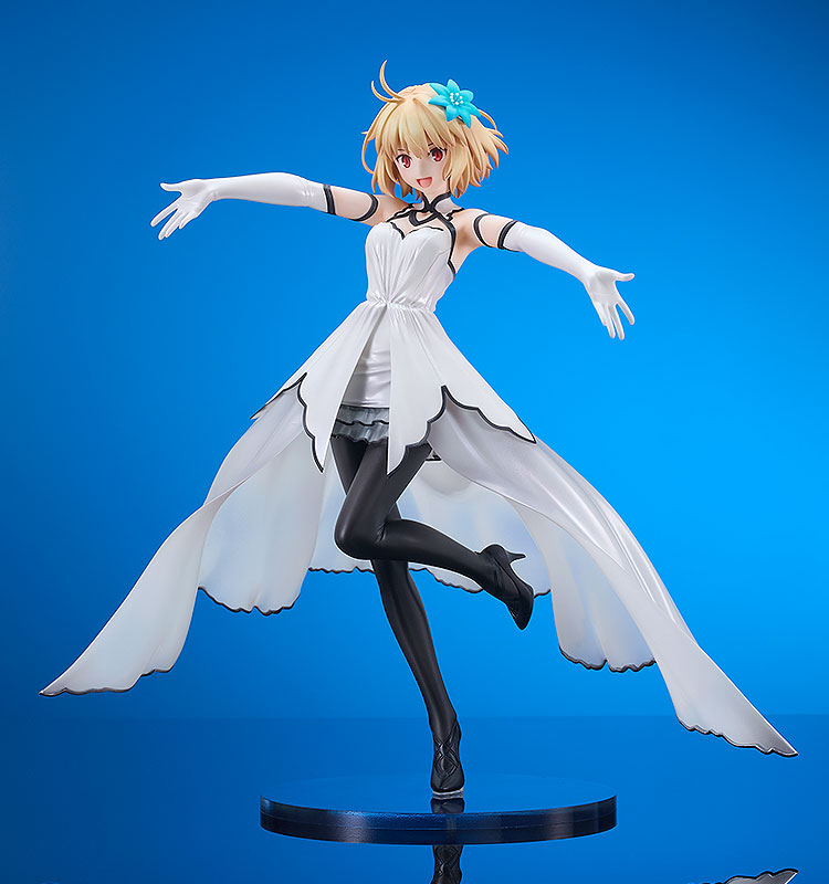 月姫 アルク アクリルチャーム ぴくりる！イラストを使用した「月姫」のアクリルフィギュアや