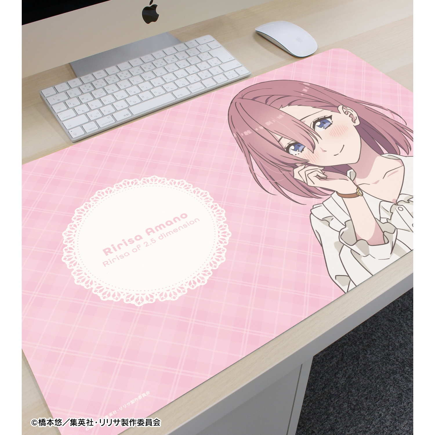 2.5次元の誘惑　にごりり　チェック柄コーデver. マルチデスクマット　みかり 2.5次元の誘惑_描き下ろし 天乃リリサ チェック柄コーデver