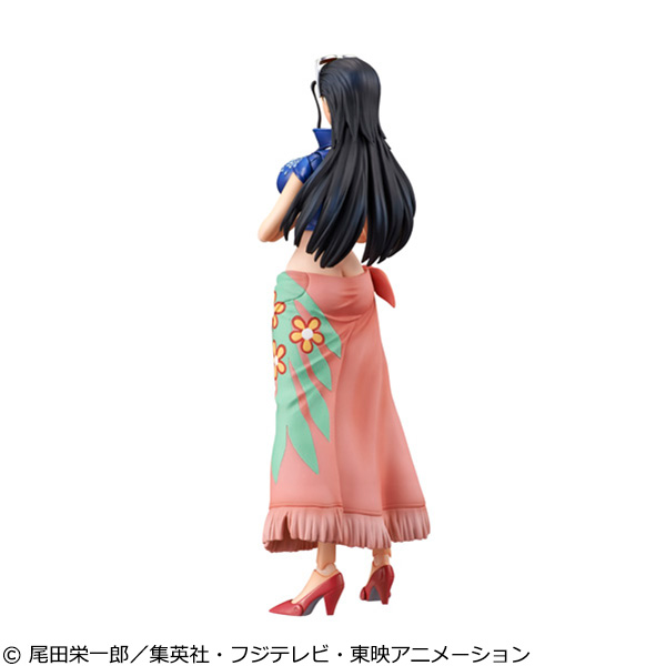ワンピース ニコ・ロビン グッズまとめ Amazon.co.jp: ワンピース GLITTER＆GLAMOURS ニコ・ロビン NICO