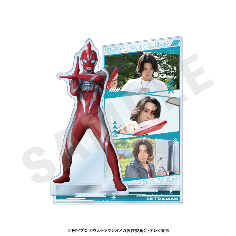 ウルトラマンシリーズ_アクリルフィギュア（ウルトラマンオメガ）