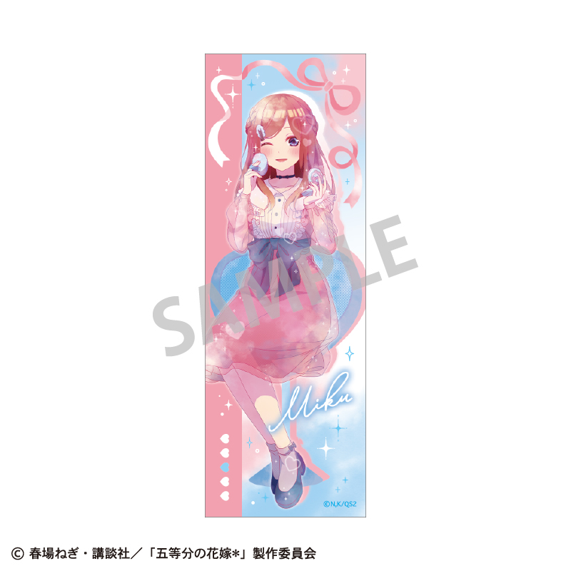 五等分の花嫁＊_ロングスクエア缶バッジ　中野三玖／メイクアップ　カミアニTOUCH